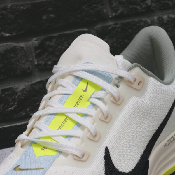 Nike Pegasus Plus Sail Black Pale - Image 3