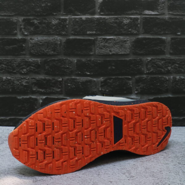 Nike Infinity Run 4 Gore-Tex impermeables – Corre sin límites - Image 7