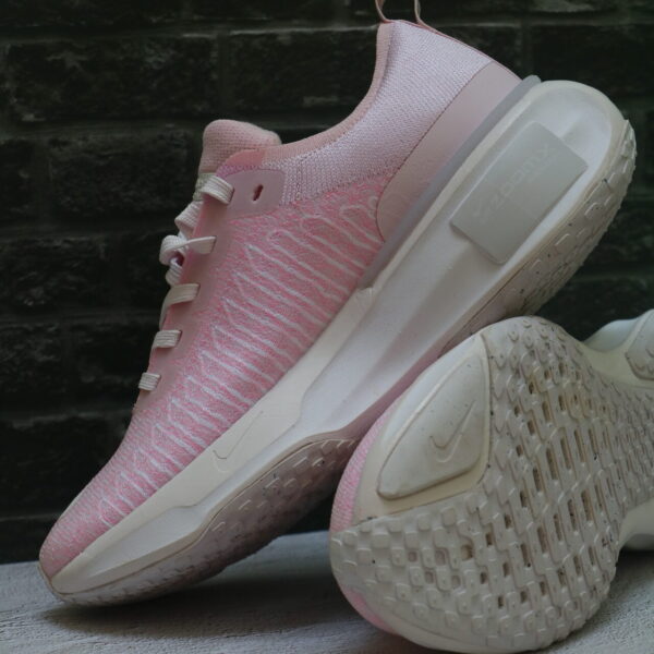 Invincible Run Flyknit 3 - Image 2