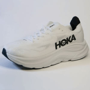 Hoka Clifton 10 con espuma EVA y diseño ergonómico para entrenamiento diario
