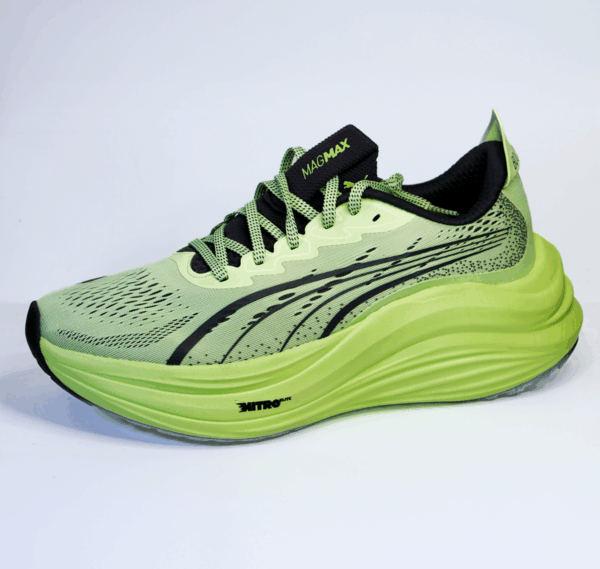 Puma Magmax Hombre con entresuela EVA y diseño atlético para uso diario o entrenamiento ligero